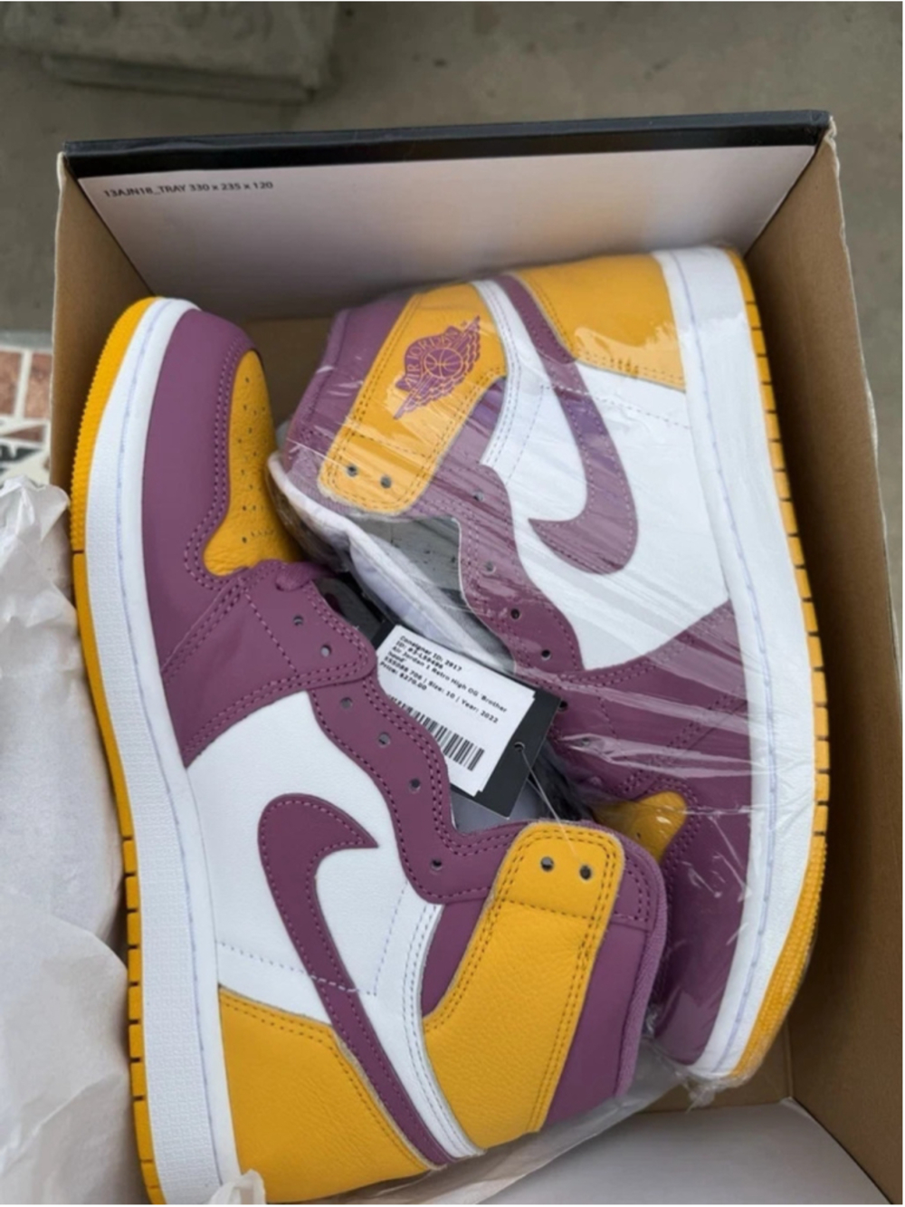 Air Jordan 1- Brotherhood 555088 706 - Picture 5 of 8